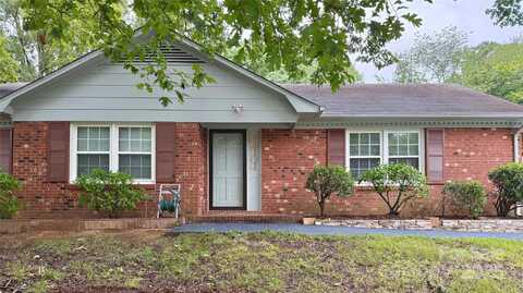 915 Eaglewood Avenue, Charlotte, NC 28212