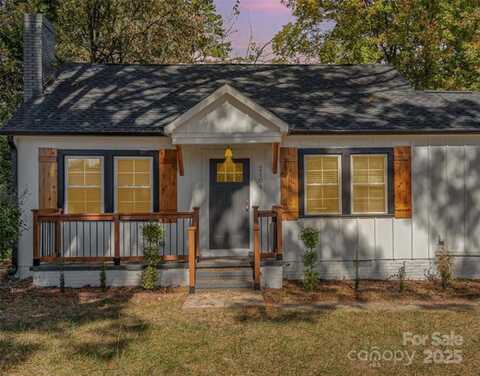 2104 St Mark, Charlotte, NC 28216