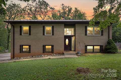 1924 Braswell Place, Lenoir, NC 28645
