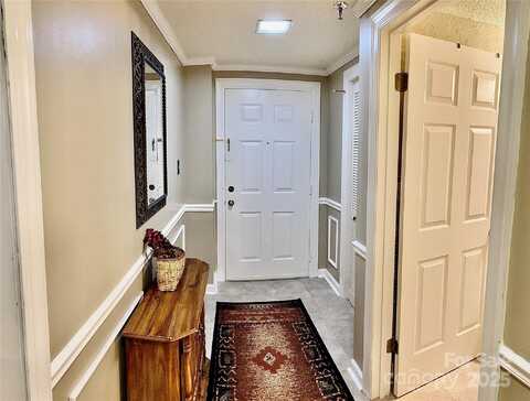 303 Sugar Top Drive unit: 2507, Sugar Mountain, NC 28604