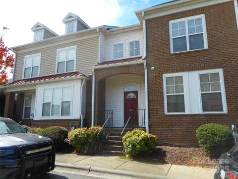 8329 Scotney Bluff Avenue, Charlotte, NC 28273