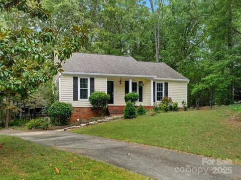 10400 Nine Iron Court, Charlotte, NC 28277