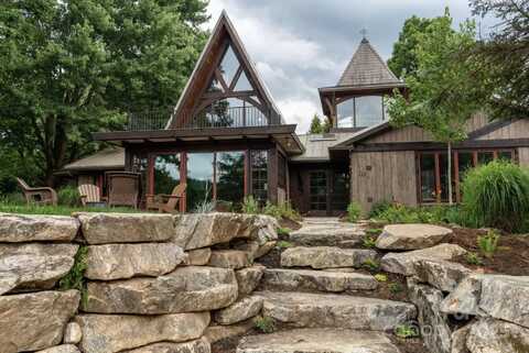 113 Forest Hills Drive, Black Mountain, NC 28711
