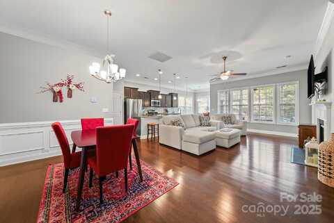 6024 Langwell Lane, Charlotte, NC 28278