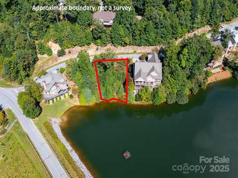 54 Narrows Run Loop unit: 4, Hendersonville, NC 28791