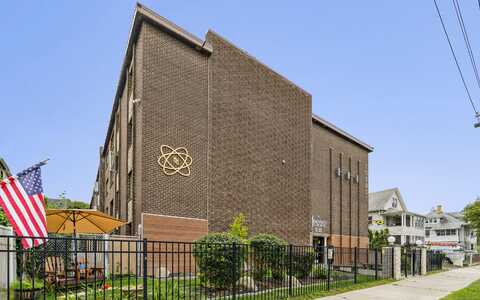 393 Laurel Avenue, Bridgeport, CT 06605