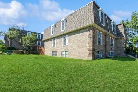 1120 E 6th Street unit: 8, Des Moines, IA 50316