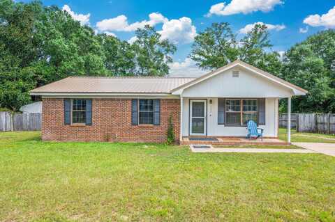 102 Alice Drive, DeFuniak Springs, FL 32435