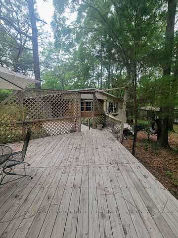 130 Amanda Lane, DeFuniak Springs, FL 32433