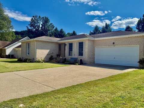 69 West Dorton Blvd., Staffordsville, KY 41256