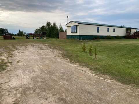 22112 S Pennington RD, Pickford, MI 49774