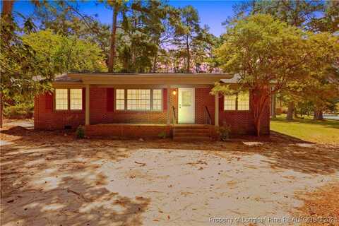 7525 Kisco Drive, Fayetteville, NC 28303