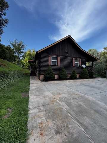 58 Turnip Trail, Whittier, NC 28789