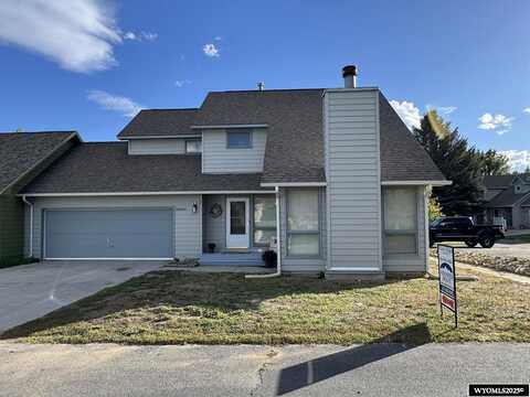 3907 Spy Glass, Riverton, WY 82501