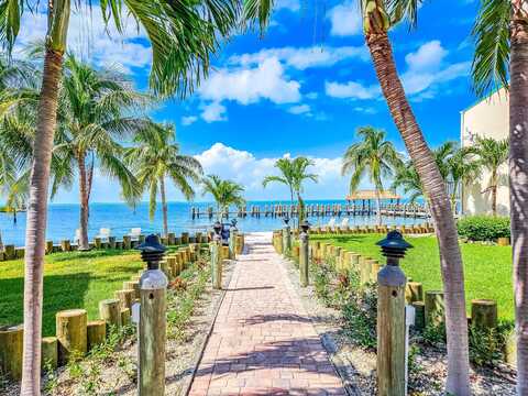 87200 Overseas Highway, Plantation Key, FL 33036