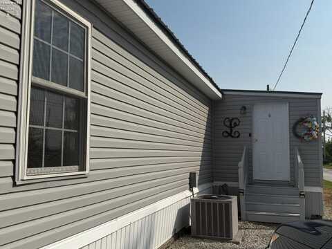 265 S Meachem Road, Port Clinton, OH 43452