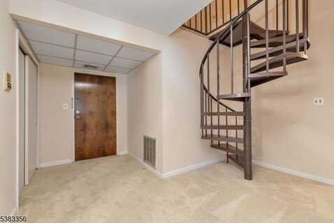 103 Park Ave, Summit, NJ 07901