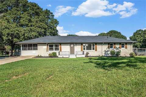 67 Wayne Circle, Hartwell, GA 30643