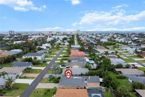 533 98th Avenue N, Naples, FL 34108