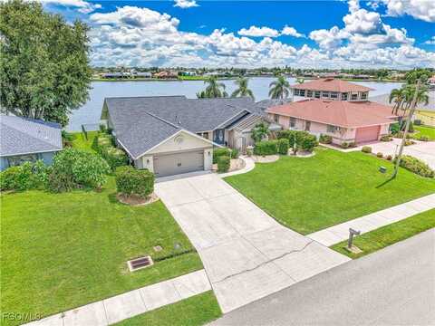 205 SE 8th Place, Cape Coral, FL 33990