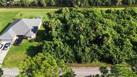 829 Porter Street E, Lehigh Acres, FL 33974