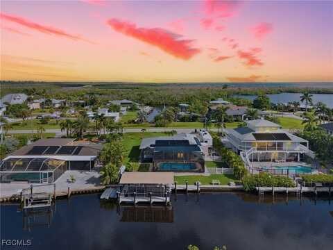 2673 8th Avenue, Saint James City, FL 33956