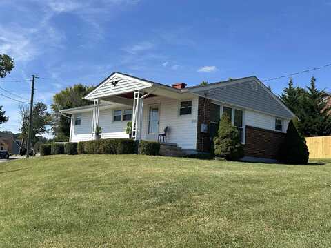 2508 S SHARLAINE DR, STAUNTON, VA 24401