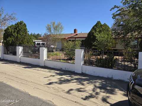 40714 Fieldspring Street, Lake Los Angeles, CA 93535