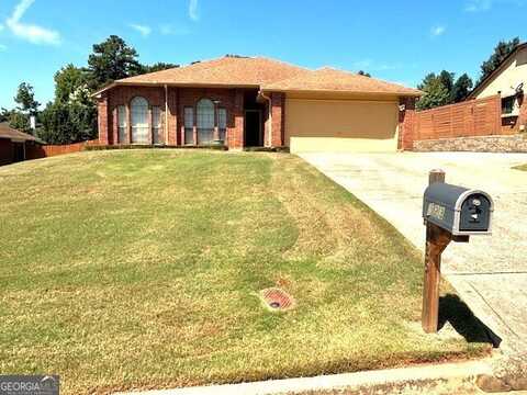 523 N Shore, Lithonia, GA 30058