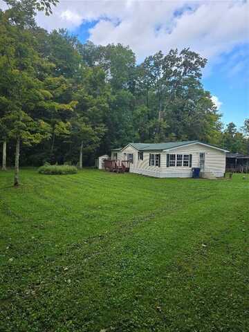 127 TIMBERLAKE Drive, Mckean, PA 16426
