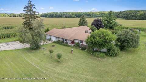 9112 N Clinton Trail, Mulliken, MI 48861