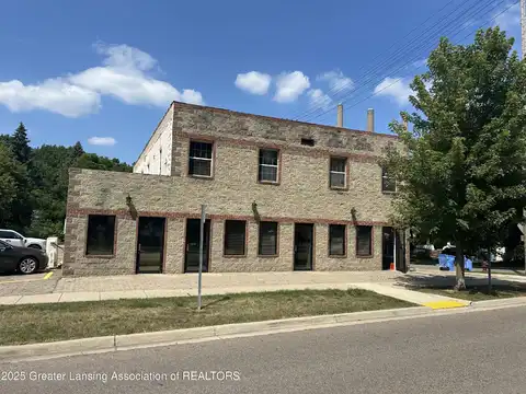 700 W Barnes Avenue unit: B, Lansing, MI 48910