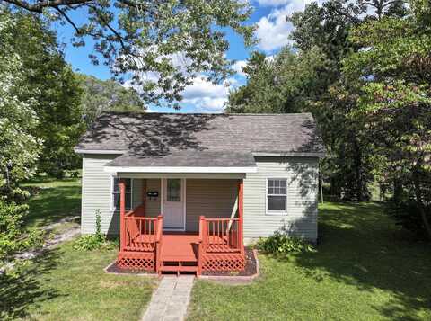 415 S Franklin Street, Winamac, IN 46996