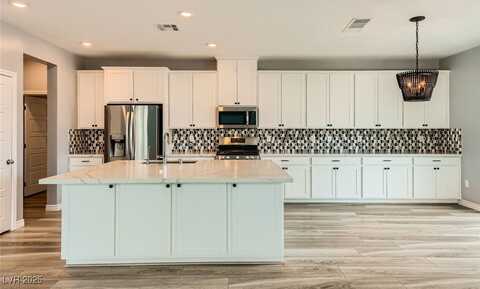 5990 Viscaya Grove Street, Las Vegas, NV 89118