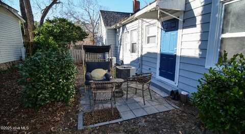 300 Lewis Street, Greenville, NC 27858