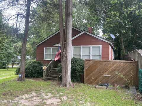 304 School Drive, Williamston, NC 27892