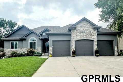 17209 Y Street, Omaha, NE 68135