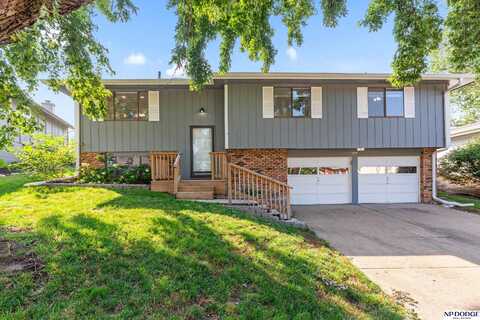 13815 Washington Circle, Omaha, NE 68137