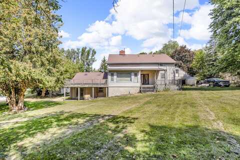 8825 Mills Road, Manitou Beach, MI 49253