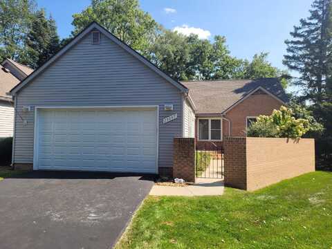 23047 Farmington Rd. Road, Farmington, MI 48336