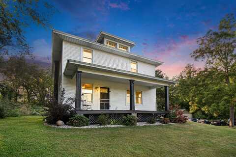 1140 10th Street, Martin, MI 49070