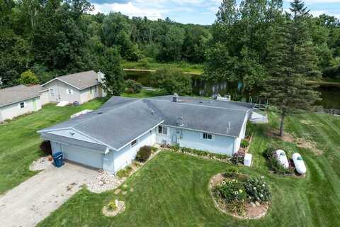 7744 Main, Newaygo, MI 49337
