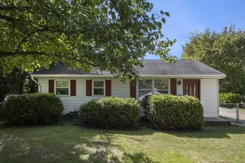 1806 Apple Street, Portage, MI 49024