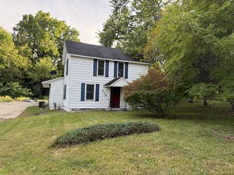 236 W Nelson Street, Hastings, MI 49058