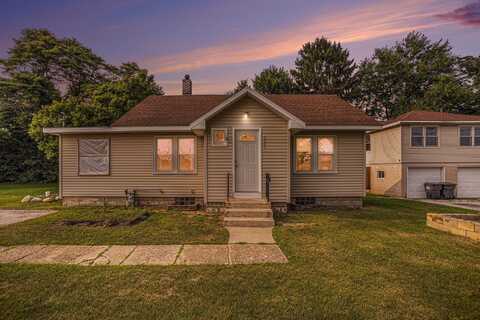 9049 Red Arrow Highway, Watervliet, MI 49098