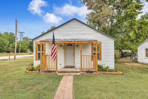 607 N Locust Street, Buffalo, MO 65622