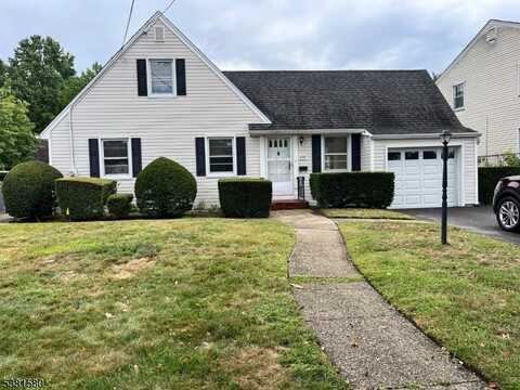 1727 Valley Rd, Linden, NJ 07036