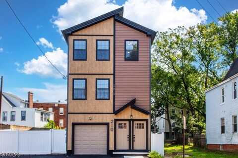 210 Ellis Ave, Irvington, NJ 07111