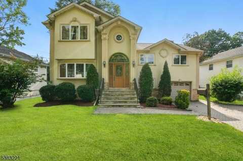 18 Evergreen Ave, Springfield, NJ 07081