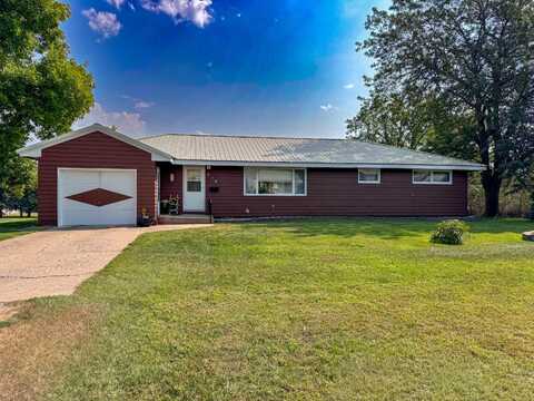 810 College Ave N, Wessington Springs, SD 57382